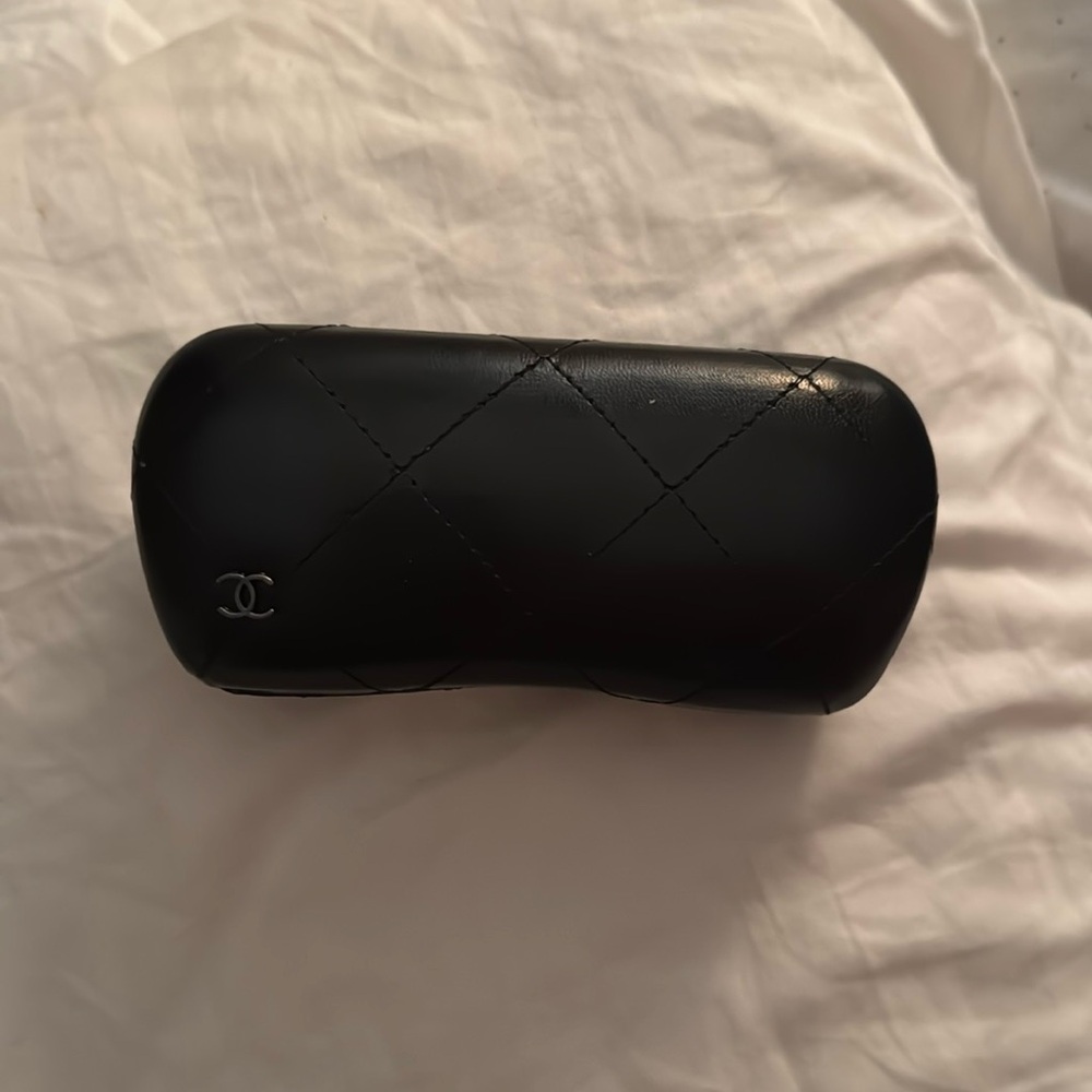 chanel black leather vintage quilted sunglasses case